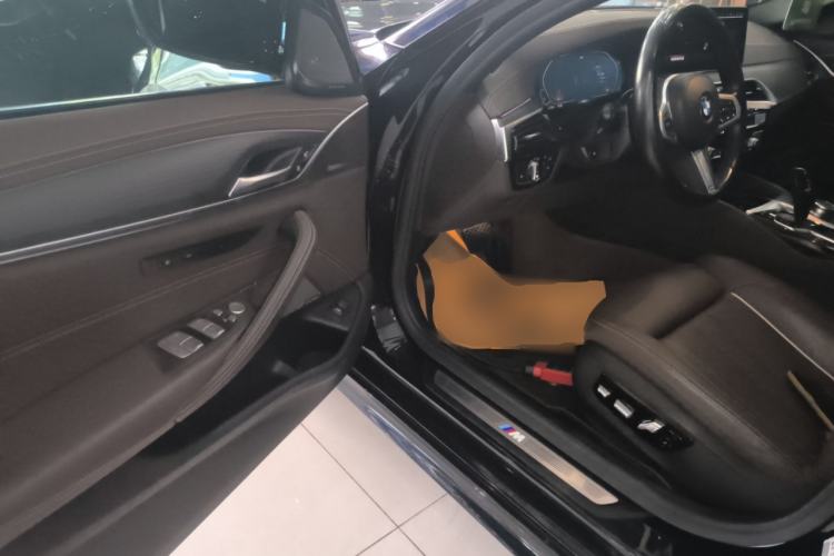 Used BMW 5 Series 2022 Second Facelift 530Li Luxury Version M Sport Package