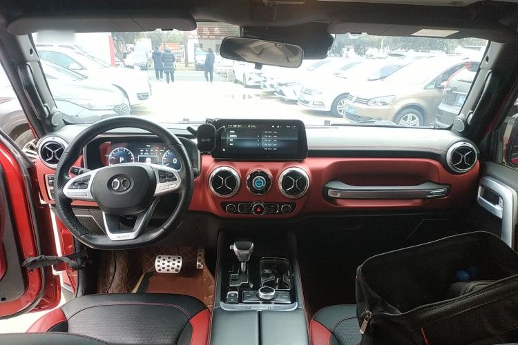 Used  BJ40 2019 PLUS 2.3T Automatic Four-Wheel Drive Premium Edition China VI
