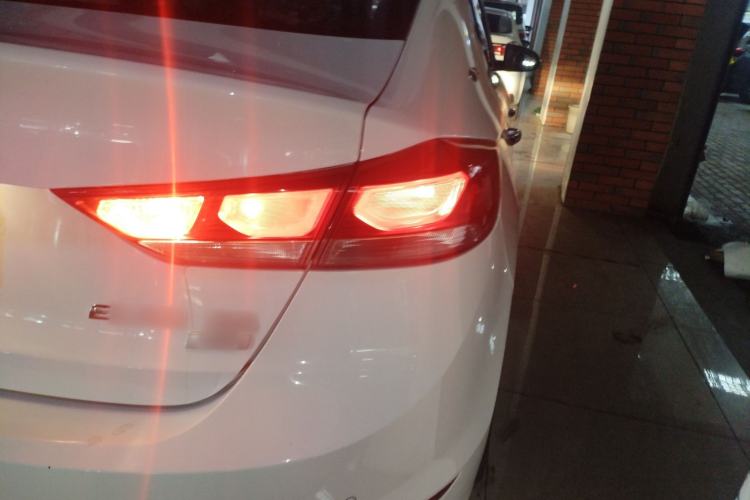 Used Hyundai Elantra 2016 1.6L Automatic ZhiXuan – Elite Version
