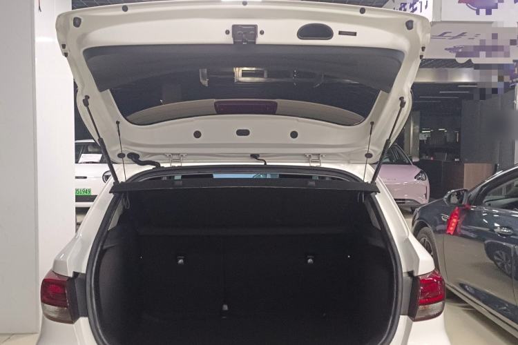 Used Kia KX Cross 2019 1.6L Automatic Dynamic Sunroof Version China VI