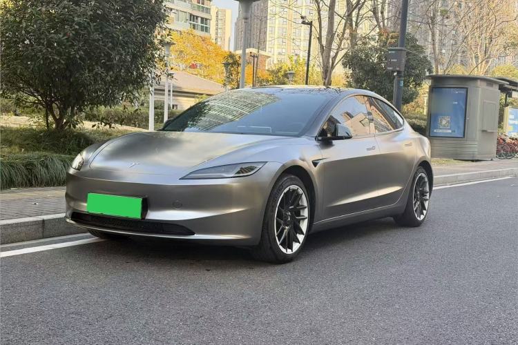 Used Tesla Model 3 2023 Rear-Wheel-Drive Version
