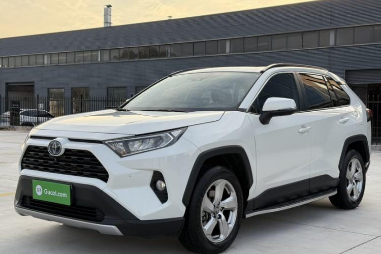 Used Toyota RAV4 2020 Dual-Engine 2.5L E-CVT Two-Wheel Drive Elite Edition
