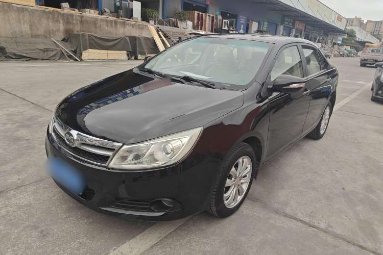 Used BYD Surui 2012 1.5TID Automatic Luxury Version
