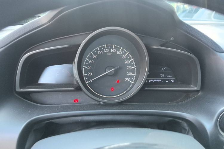 Used Mazda Mazda 3 Axela 2017 Sedan 1.5L Automatic Luxury Model Emission Standard China V
