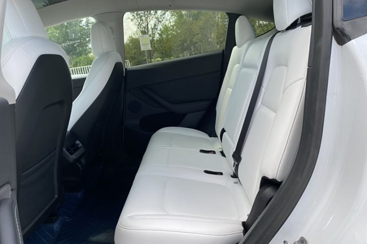 Used Tesla Model Y 2021 Long-Range All-Wheel-Drive Version
