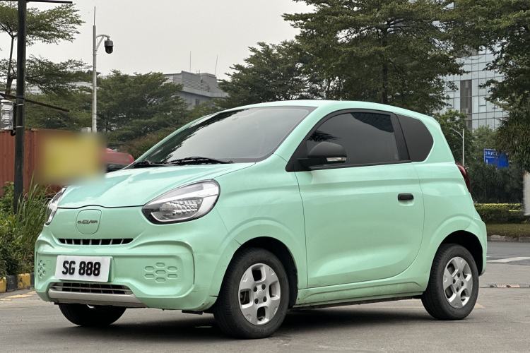 Used Roewe Clever 2021 302 km New Four-Seater Super-Efficient Version