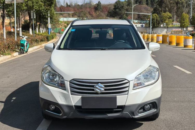 Used Suzuki S-Cross 2015 1.6L CVT Two-Wheel Drive Entry-Level Trim
