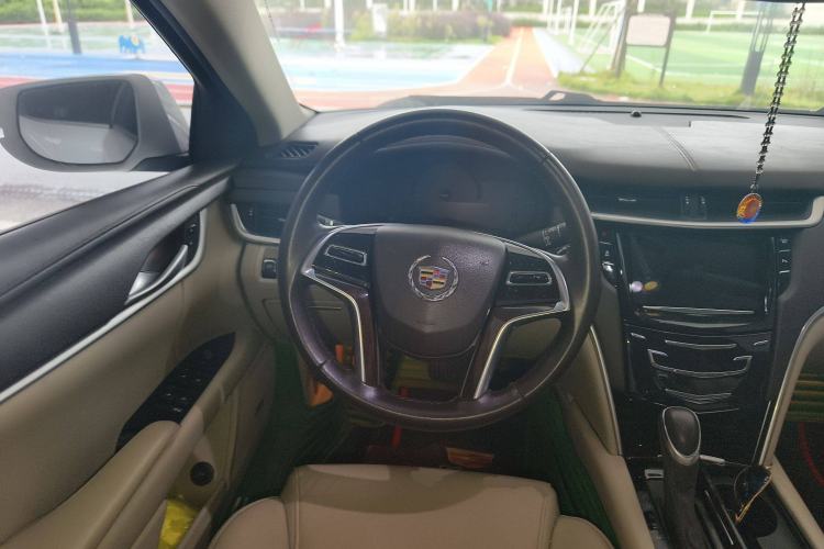 Used Cadillac XTS 2014 28T Elegant Version
