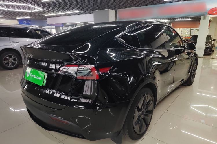 Used Tesla Model Y 2023 Rear-Wheel-Drive Version