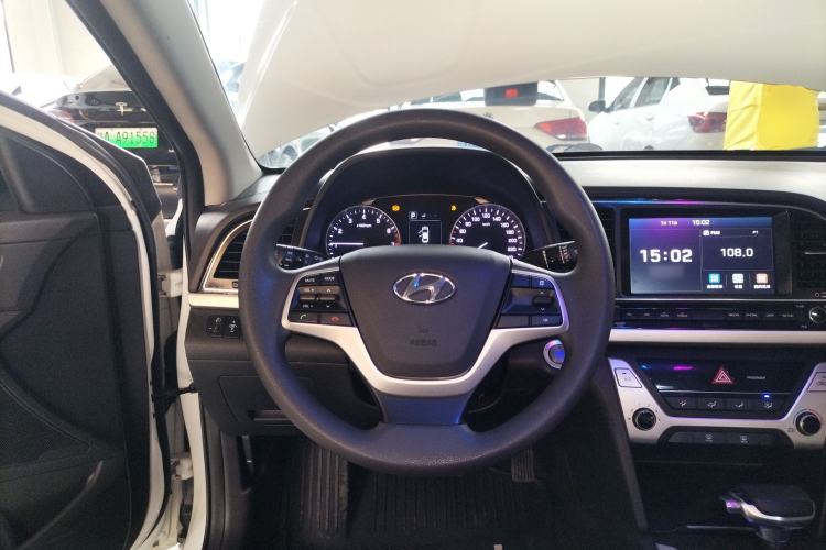 Used Hyundai Elantra 2016 1.6L Automatic ZhiXuan – Elite Version