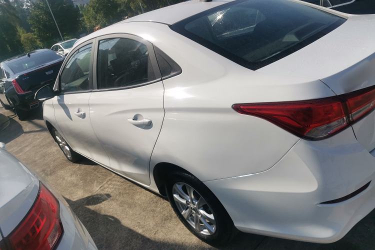 Used Changan Alsvin 2019 1.5L DCT Comfort Model China VI Standard
