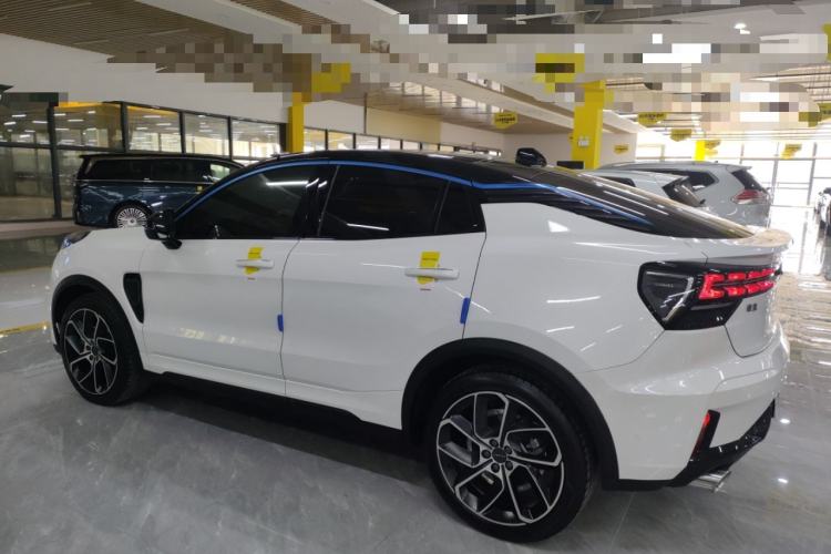 Used Lynk & Co 05 2020 2.0TD Two-Wheel Drive Shine Halo