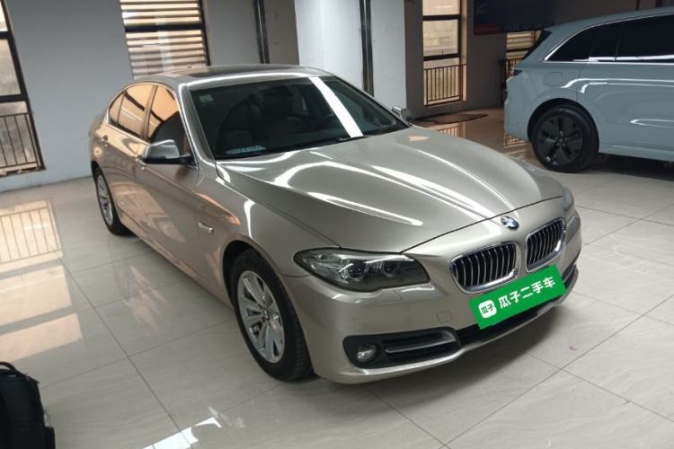 Used BMW 5 Series 2014 520Li Elegant Model
