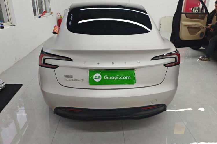 Used Tesla Model 3 2025 Rear-Wheel-Drive Version
