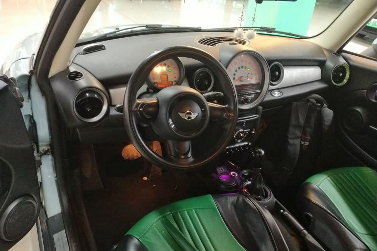 Used  MINI 2011 1.6L ONE