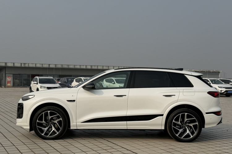 Used Audi Q6L e-tron 