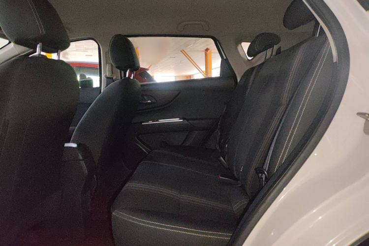 Used Dongfeng Aeolus AX3 2016 1.5L Manual Shangkue Model
