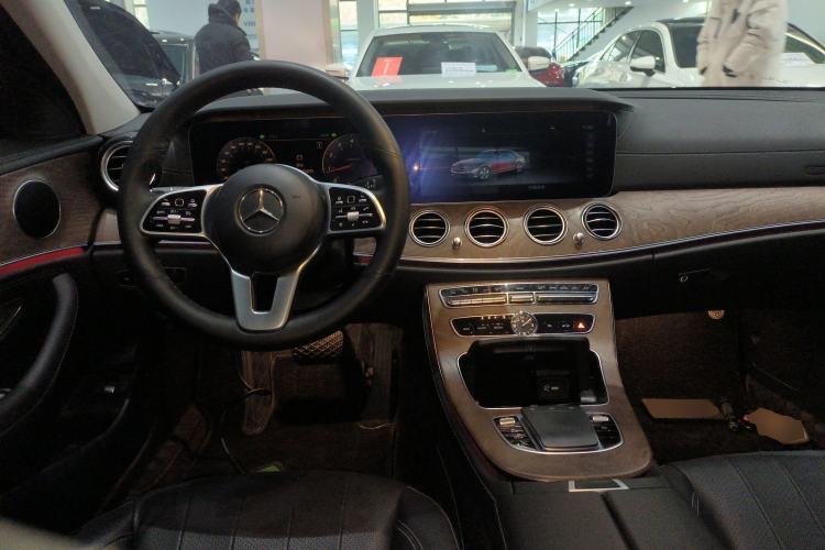 Used Mercedes-Benz E-Class 2019 E 300 L Stylish Model
