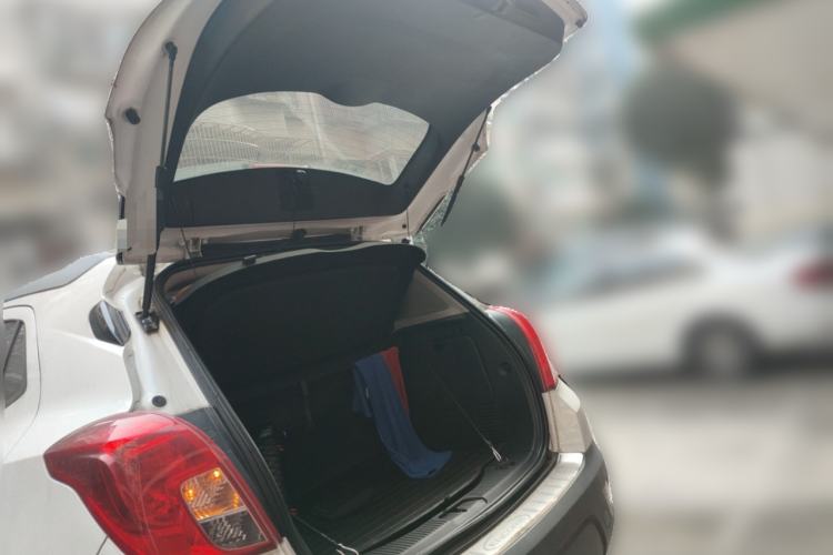 Used Buick Encore 2015 1.4T Automatic Two-Wheel Drive Urban Elite Version