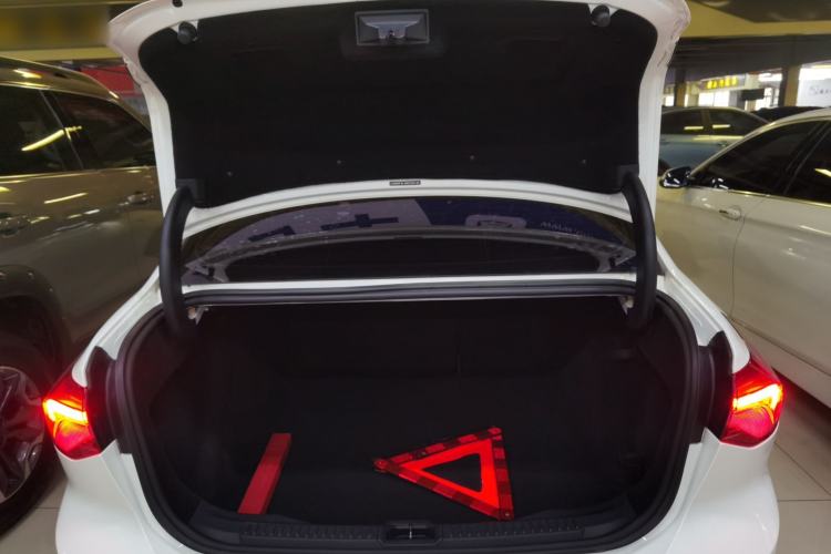 Used Ford Focus 2022 Sedan EcoBoost 180 Automatic ST Line
