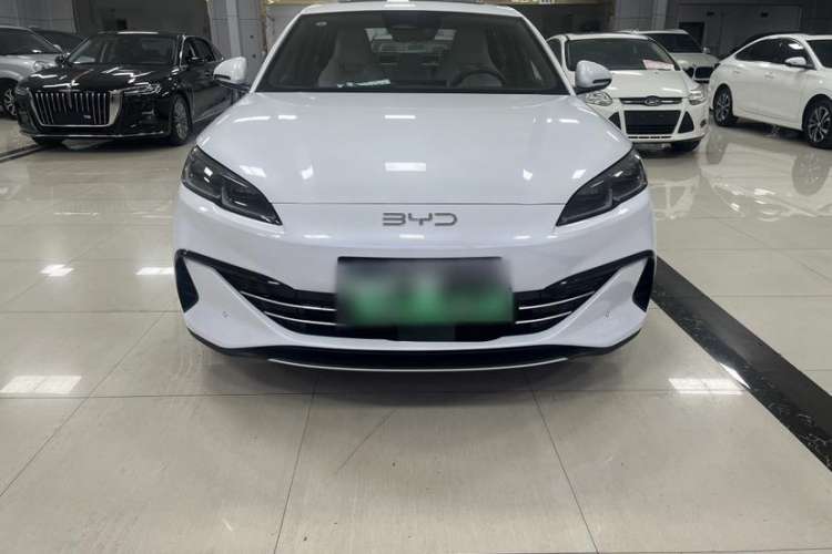 Used BYD Seal 06 New Energy 2024 DM-i 120KM Flagship Model
