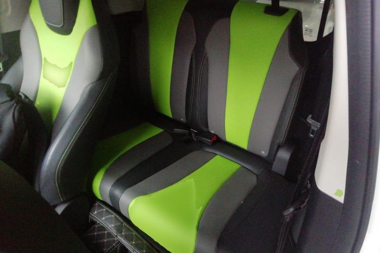 Used Roewe Clever 2021 302 km New Four-Seater Super-Efficient Version
