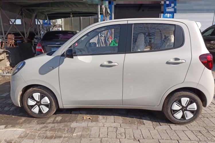 Used Wuling Hongguang MINIEV 2025 Four-Door Version Advanced Edition
