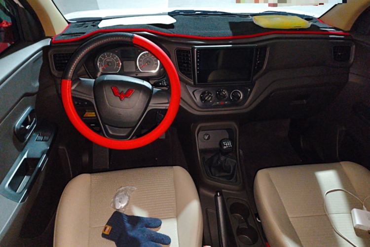 Used Wuling Hongguang V 2022 1.5L Jingqu Edition Electric-Assist LAR
