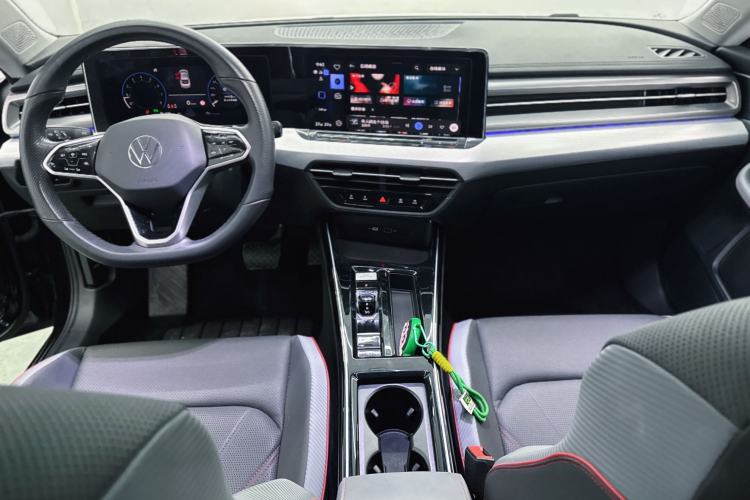 Used Volkswagen Lamando 2022 Lavida L 280TSI DSG Cool & Spicy Edition
