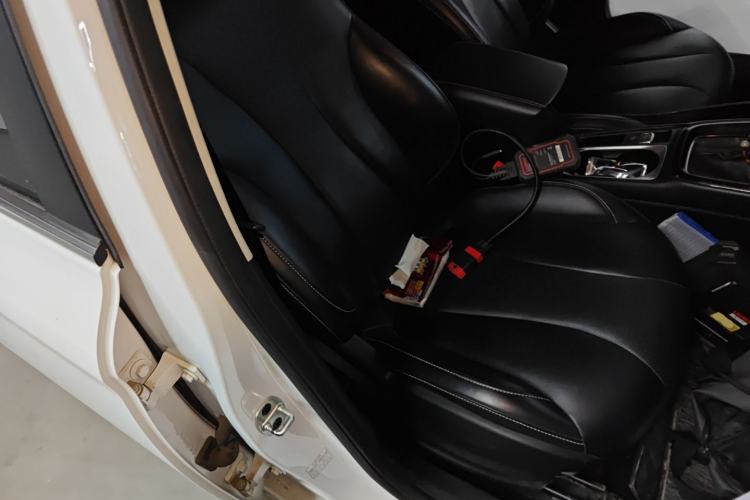 Used Roewe i5 2020 1.5L Automatic 4G Connect Luxury Flagship Edition
