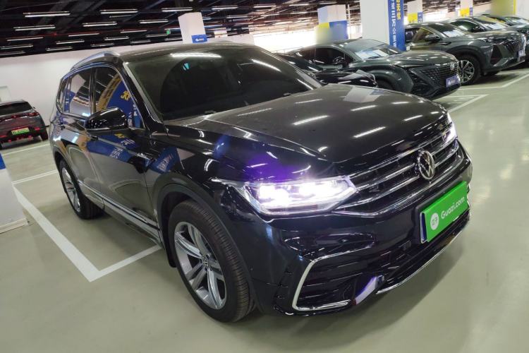 Used Volkswagen Tiguan L 2023 330TSI Automatic Two-Wheel Drive R-Line Enjoyment Edition
