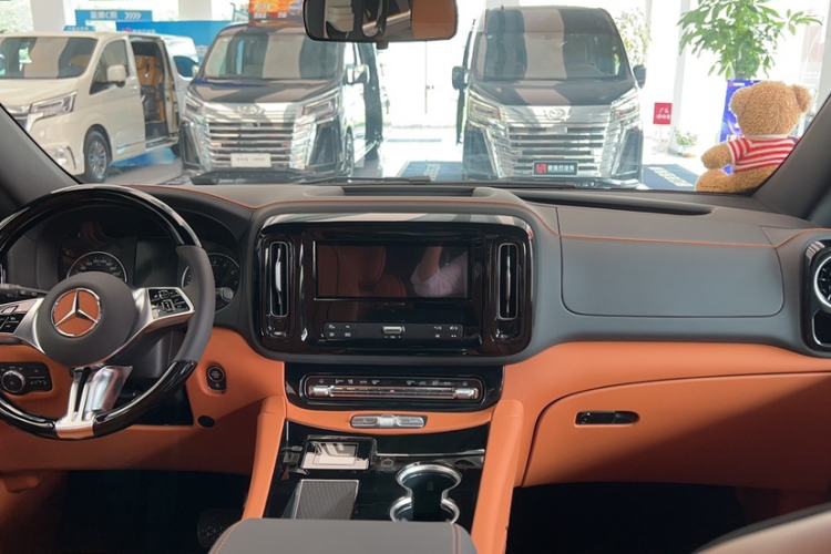 Used Mercedes-Benz Vito 2024 2.0T Business Version 7 Seats
