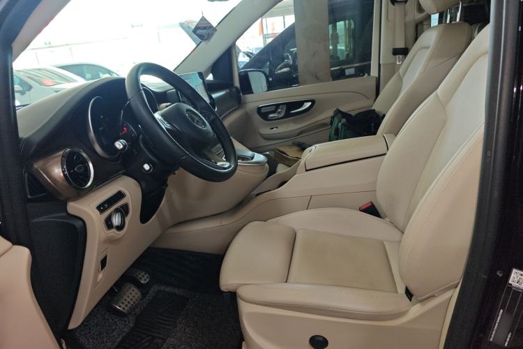 Used Mercedes-Benz V-Class 2022 V 260 L Long Wheelbase Prestige Edition