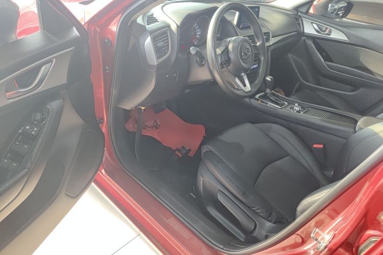 Used Mazda Mazda 3 Axela 2017 Sedan 1.5L Automatic Luxury Model Emission Standard China V
