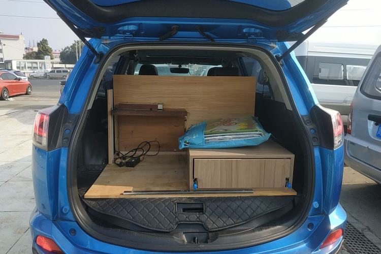 Used Toyota RAV4 2016 2.0L CVT 4x4 New Edition China V Standard