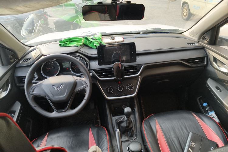 Used Wuling Hongguang S3 2018 1.5L Manual Standard Version China V Standard
