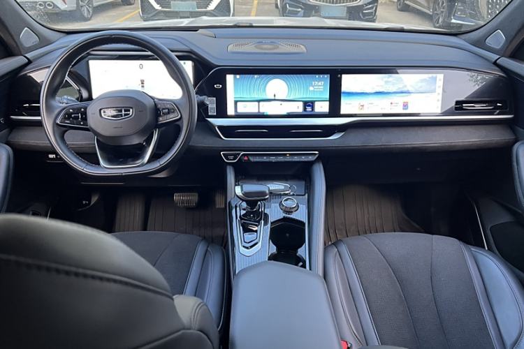 Used Geely Auto Monjaro L 2024 2.0TD High-Power Automatic Two-Wheel Drive Skyline Edition
