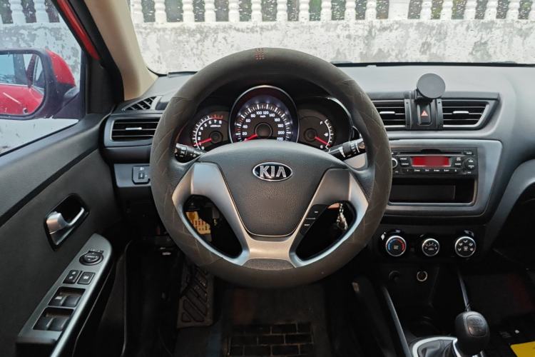 Used Kia K2 2015 Sedan 1.4L MT GLS
