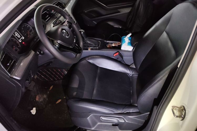 Used Volkswagen Lamando 2019 230TSI DSG Fashion Edition China VI