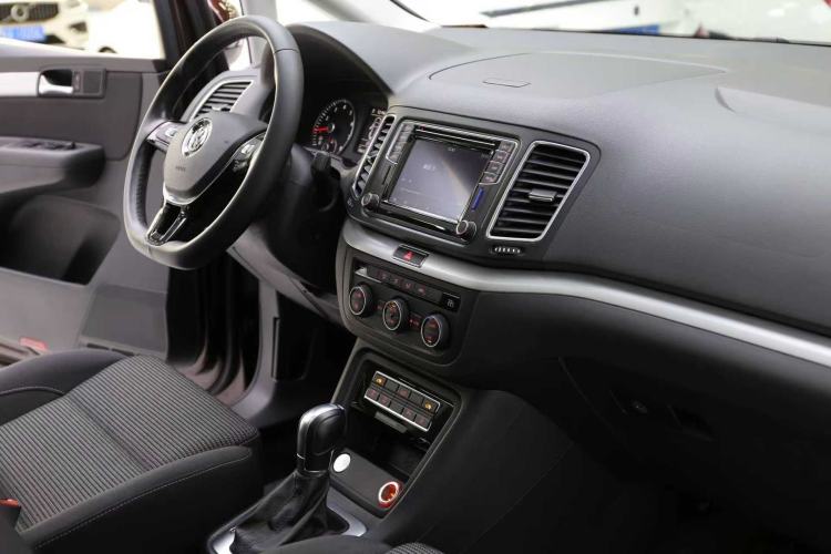 Used Volkswagen Sharan 2018 Revised Version 380TSI Comfort Edition 7-Seater
