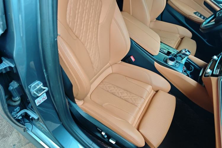 Used BMW 5 Series 2022 Restyled 525i M Sport Package