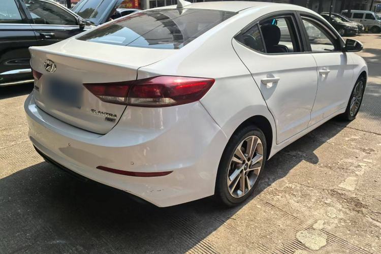 Used Hyundai Elantra 2016 1.6L Automatic ZhiXuan – Elite Version
