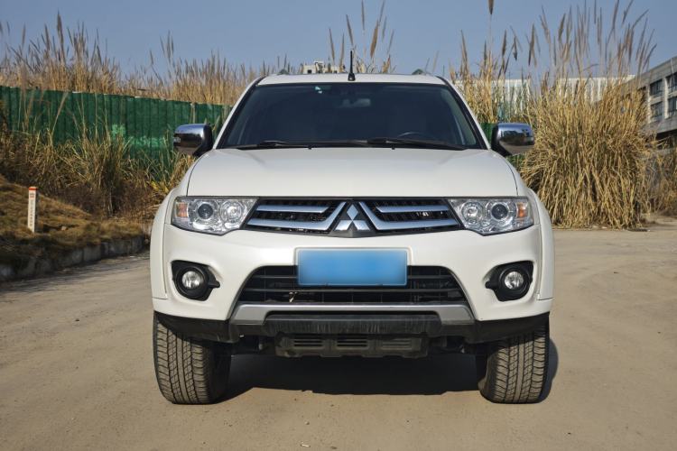Used Mitsubishi Pajero Sport 2013 3.0L Automatic 4x4 Flagship Edition