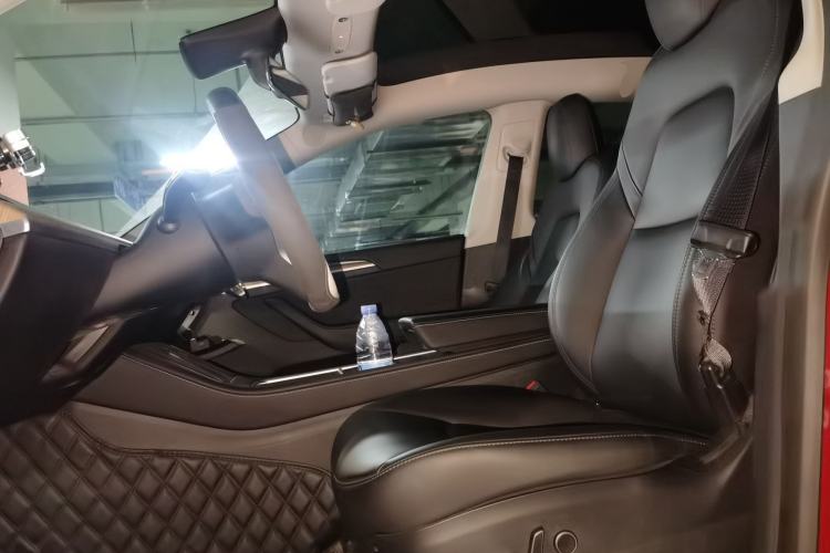 Used Tesla Model Y 2021 Long-Range All-Wheel-Drive Version 3D7