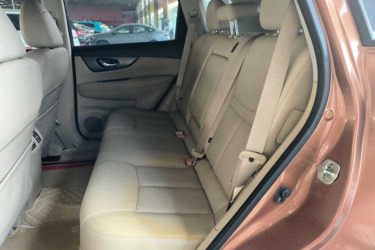 Used Nissan X-Trail 2014 2.0L CVT Comfort Edition 2WD
