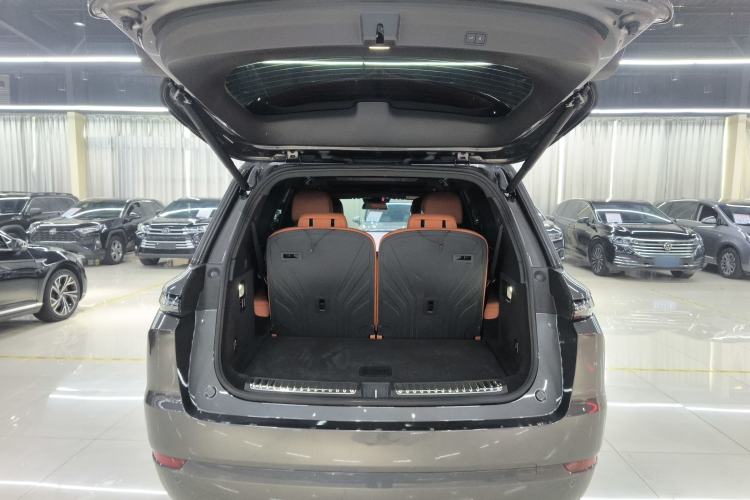 Used Li Auto L9 2024 Ultra Model
