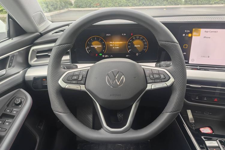 Used Volkswagen Lamando 2025 Lavida L 280TSI DSG Cool & Spicy Edition
