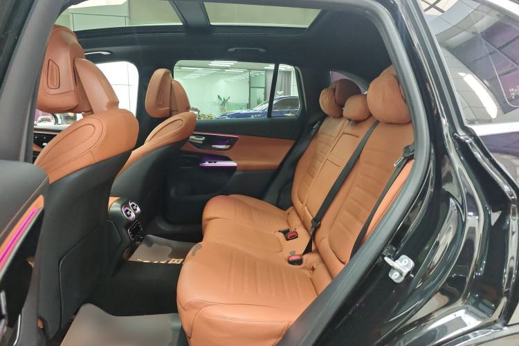 Used Mercedes-Benz GLC 2024 Refreshed GLC 300 L 4MATIC Dynamic Version 5 Seats