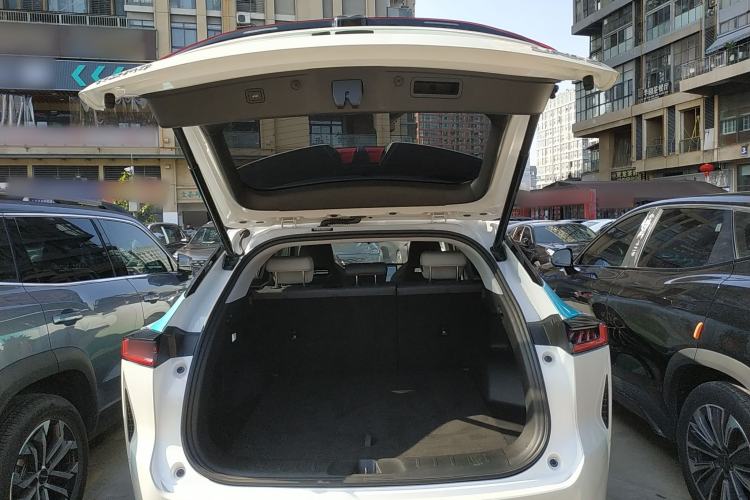 Used Changan UNI-Z New Energy 2024 Blue Whale Smart Electric iDD 125km Beyond Edition
