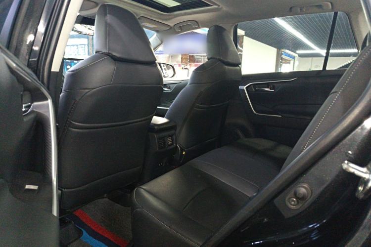 Used Toyota RAV4 2020 2.0L CVT 4x4 Trend Edition
